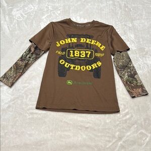 John Deere Brown Camouflage Sleeve Shirt